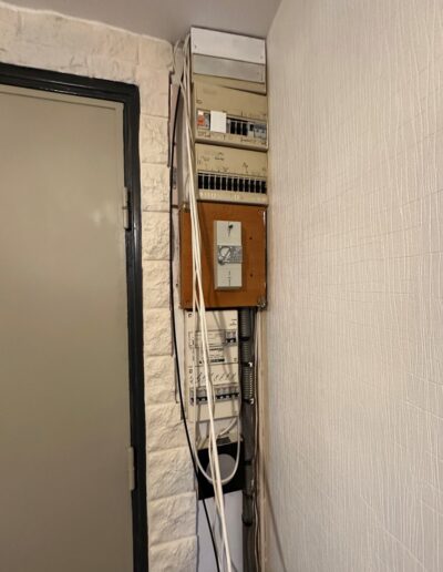 TABLEAU-ELECTRIQUE-AVANT-edit-Grande