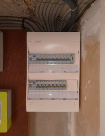 MP Elec