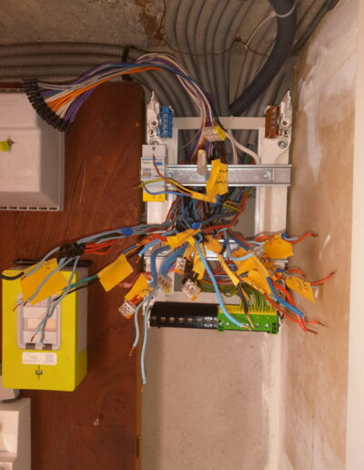 MP Elec